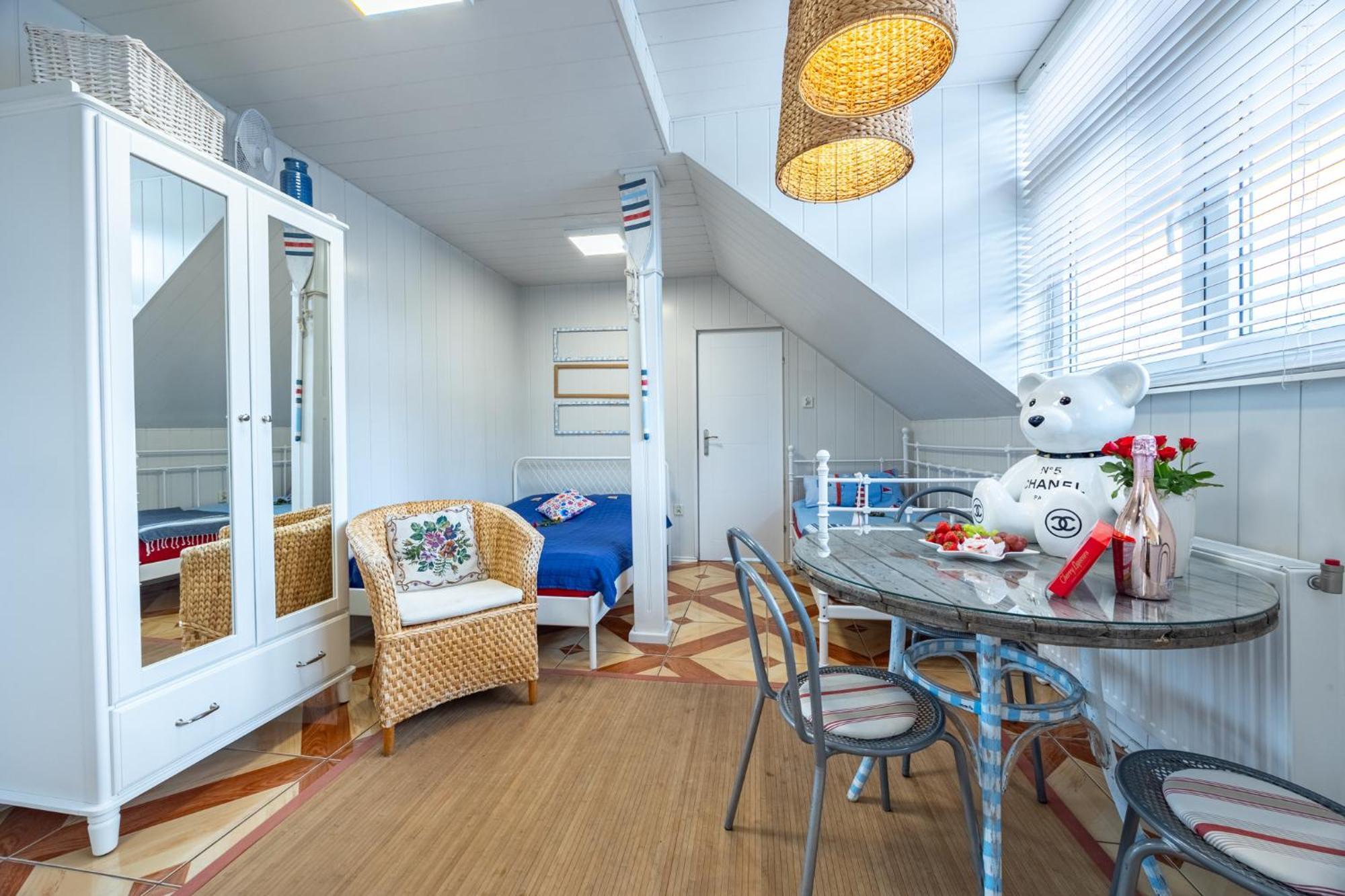 Apartamenty I Pokoje Blisko Morza Gryfa Pomorskiego 54 米兹多洛杰 外观 照片